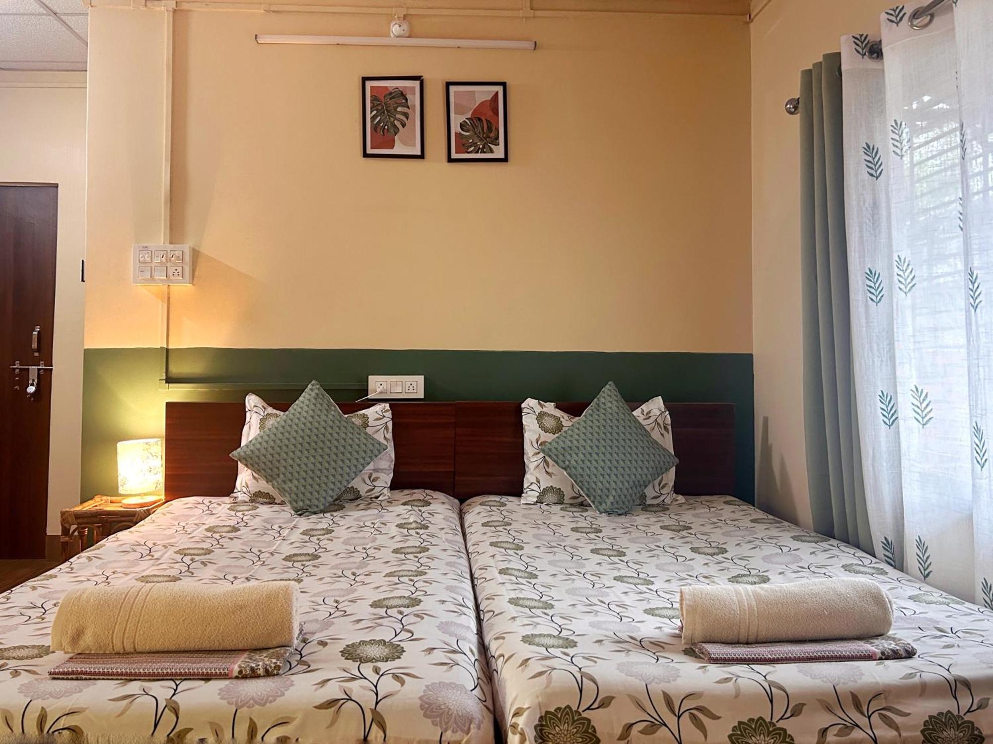 Mulaqat Homestay 西里古里 外观 照片
