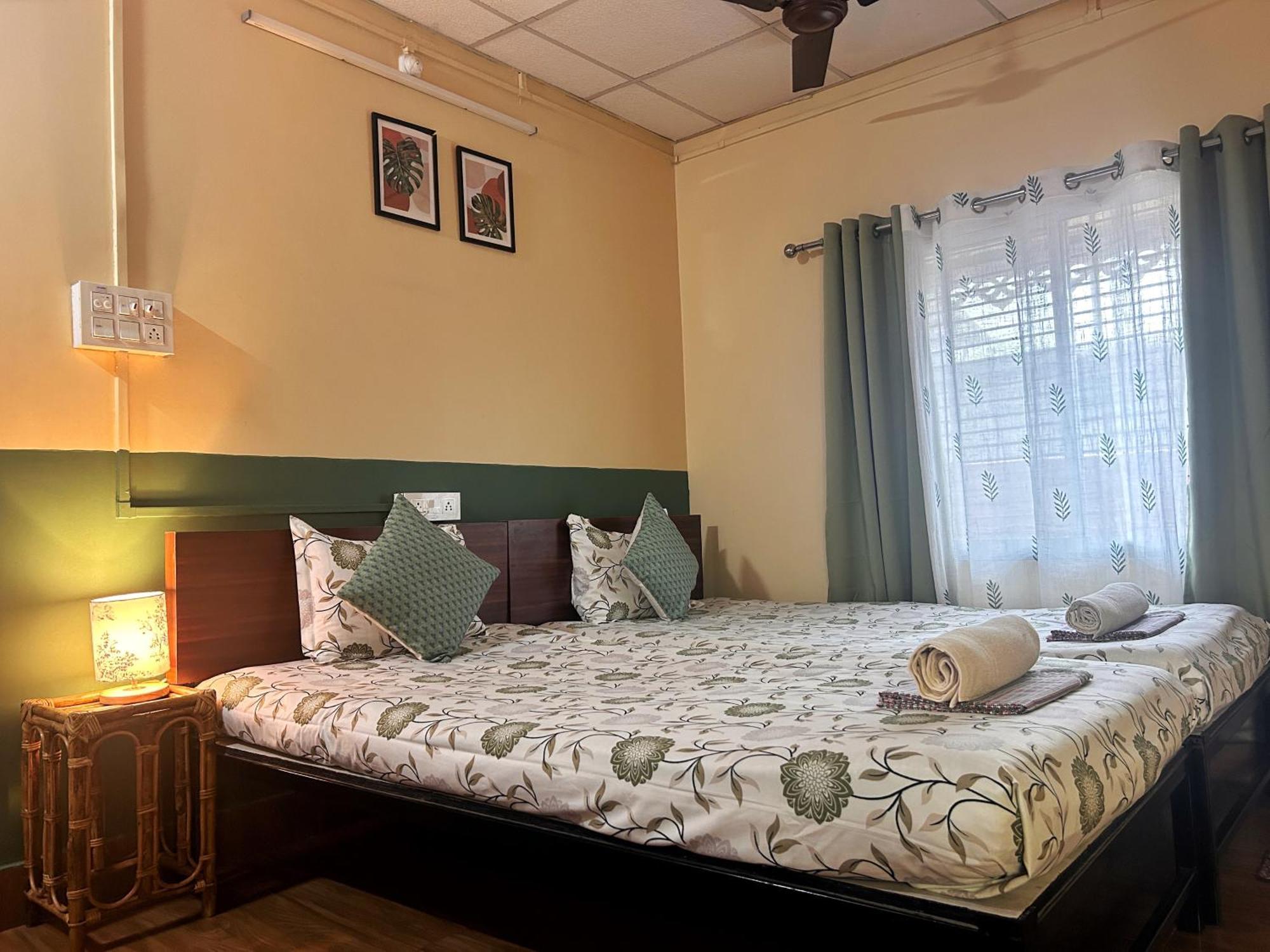 Mulaqat Homestay 西里古里 外观 照片